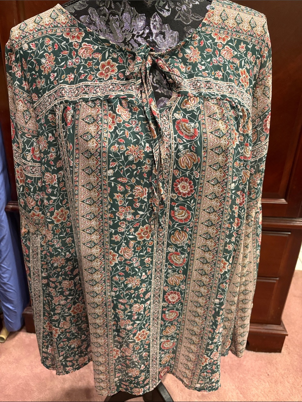 BloomChic Green Floral Tie-Neck Boho Blouse